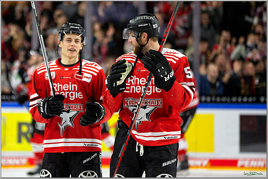 PENNY DEL; Koelner Haie- Straubing Tigers; Koeln, 28.12.2022